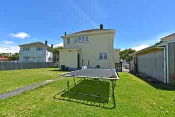 67 & 8 Bertram Grove, Naenae