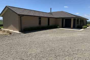 170 Upper Stuart Road, Eltham