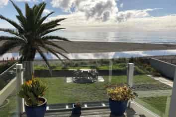 7 Messenger Terrace, Oakura