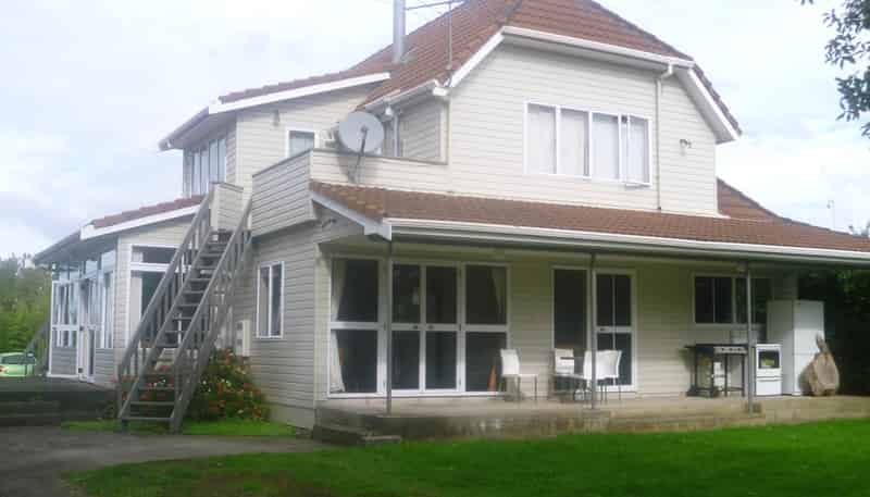 2/28 Court Crescent, Panmure