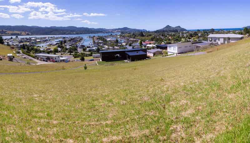 30 Panorama Parade, Pauanui