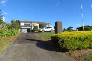 170M² OFFICE FOR LEASE