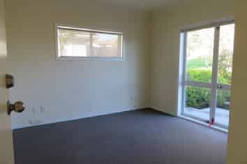 170M² OFFICE FOR LEASE