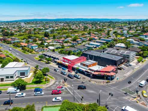 SAFE FREEHOLD INVESTMENT OR VACANT