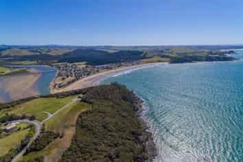 415 State Highway 10, Cable Bay