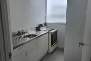 First floor - 7 Hall Street, Pukekohe 