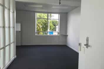 First floor - 7 Hall Street, Pukekohe 