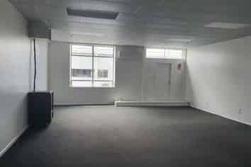 First floor - 7 Hall Street, Pukekohe 