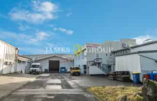 1,380sqm Warehouse + 429sqm Office - Henderson