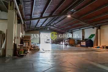 1,380sqm Warehouse + 429sqm Office - Henderson