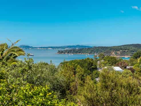 56 Jellicoe Parade, Surfdale