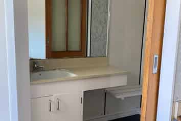 51 Pages Road, Linwood