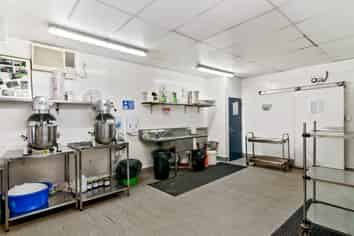 Suburban Shopping Centre Retail