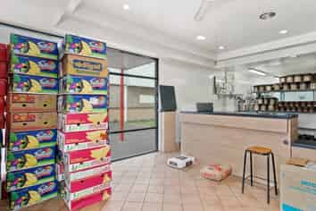 Suburban Shopping Centre Retail