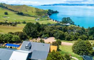 421A Gordons Road, Waiheke Island