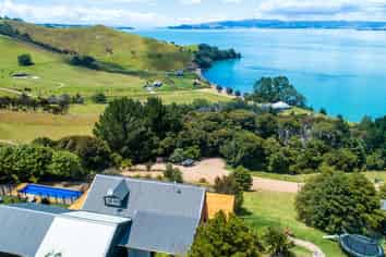 421A Gordons Road, Waiheke Island
