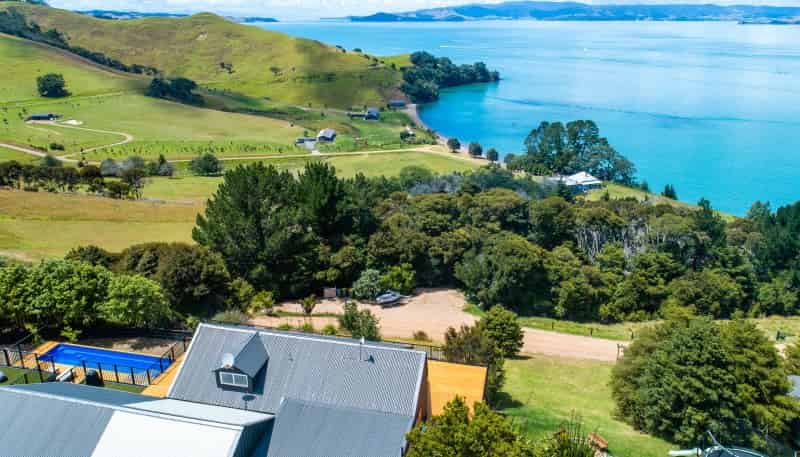 421A Gordons Road, Waiheke Island