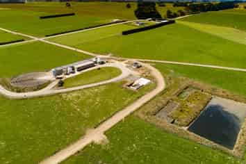 329 Bridge Inn Road, Roslyn Bush