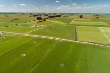 329 Bridge Inn Road, Roslyn Bush