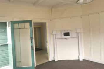 A/4 Stokes Road, Mount Eden