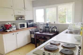 3/58A Taharoto Road, Takapuna