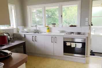 3/58A Taharoto Road, Takapuna