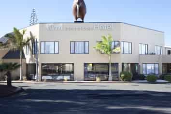 Substantive Airport Hotel/Motel Leasehold