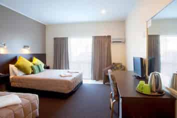 Substantive Airport Hotel/Motel Leasehold