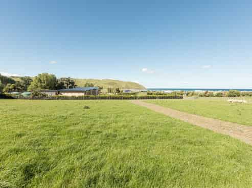 4A Shoal Beach Road, Central Hawkes Bay Coastal