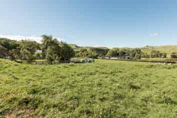 4A Shoal Beach Road, Waipawa