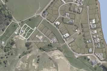 4A Shoal Beach Road, Waipawa