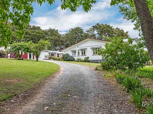 356 Bull Road, Paparoa