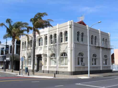 Lease: Gound Floor, 94 Peel Street