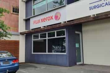 OFFICE/RETAIL | PRIME LOCATION