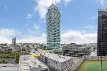 709/9 Byron Avenue, Takapuna