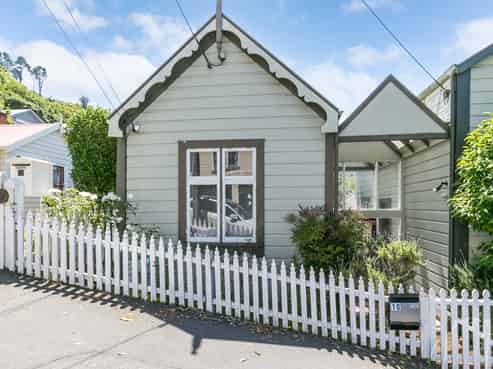 10 Saint Mary Street, Thorndon