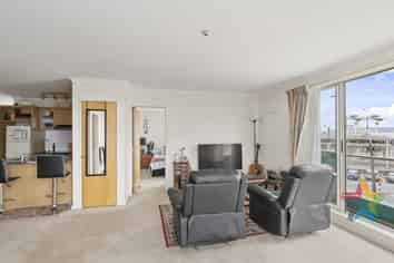 24/125 Thorndon Quay , Thorndon