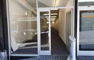 Retailing On The Hill