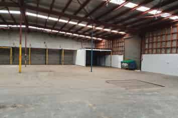 Large Warehouse by SH2