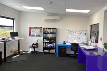 HIGH QUALITY WAIWHAKAIHO WAREHOUSE