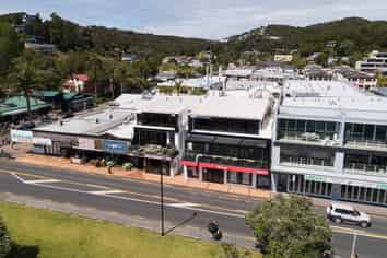 Retail/Restaurant Waterfront Space