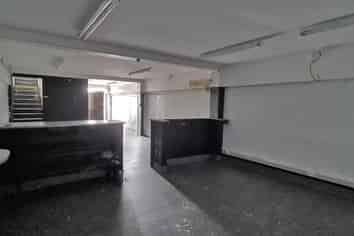 VERSATILE OPPORTUNITY IN GLEN EDEN