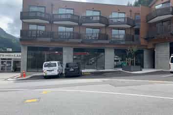 Queenstown Unit - Available now