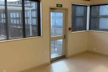 Opportunity in Central Puke!