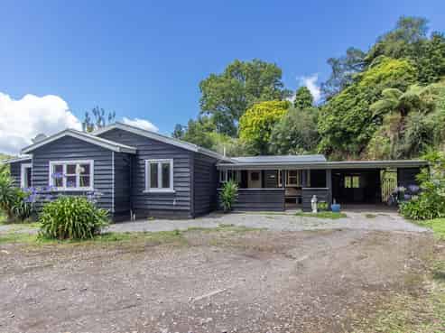 822 Motukawa Road, Tarata