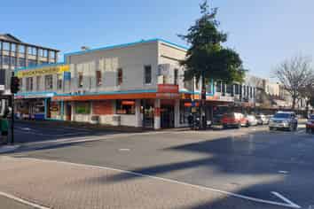 Accommodation or Offices - 390m2