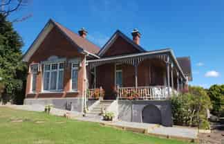 2B Herbert Street, Riverton & Surrounds