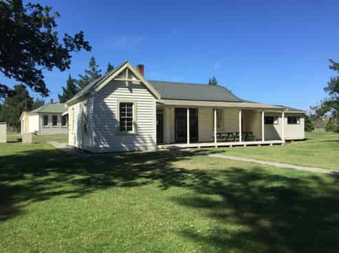 9 Exeter Street, East Otago