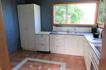 3103 State Highway 6, Barrytown