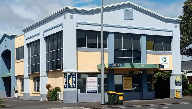 126 Eleventh Avenue, Avenues